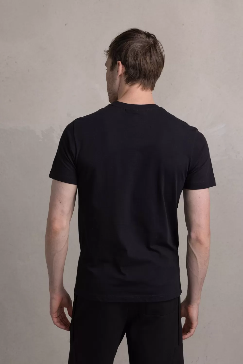 BALR. Sebastian Slim Small Metal Badge T-Shirt Jet Black Discount